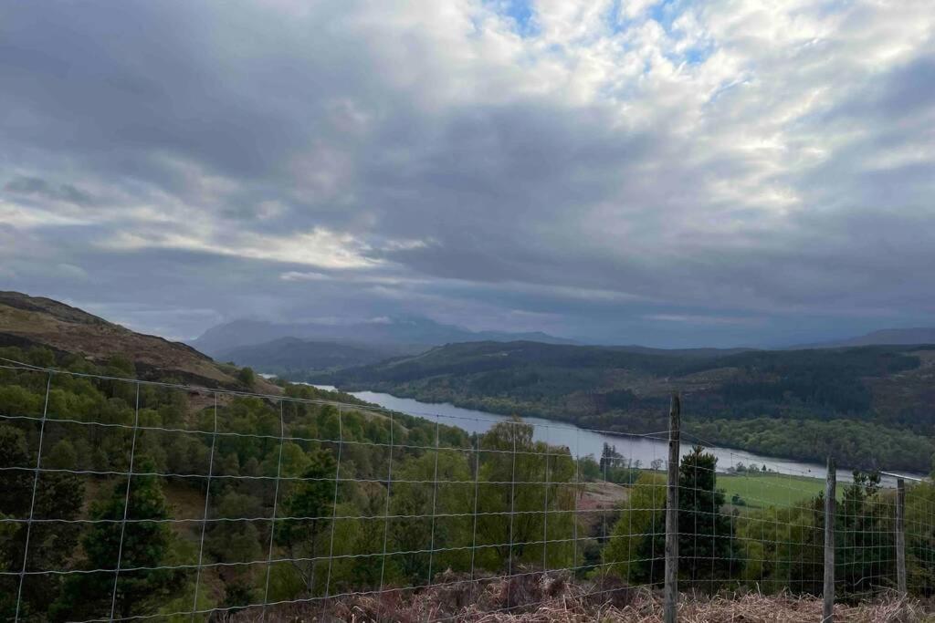 Coorie Doon Cabin! Great Scottish Welcome Fort Augustus Exterior photo